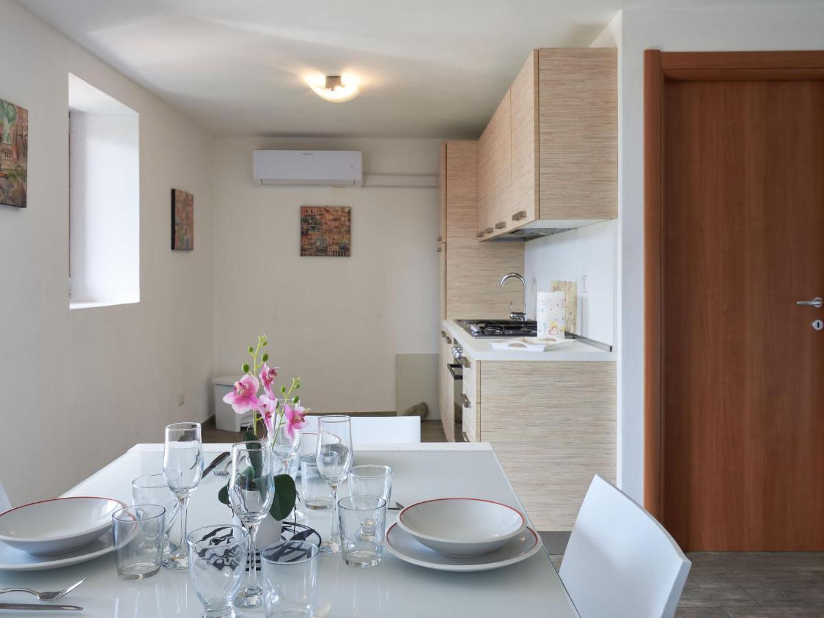 Apartment Rustico Maria - Dma390 By Interhome Vercana Екстер'єр фото